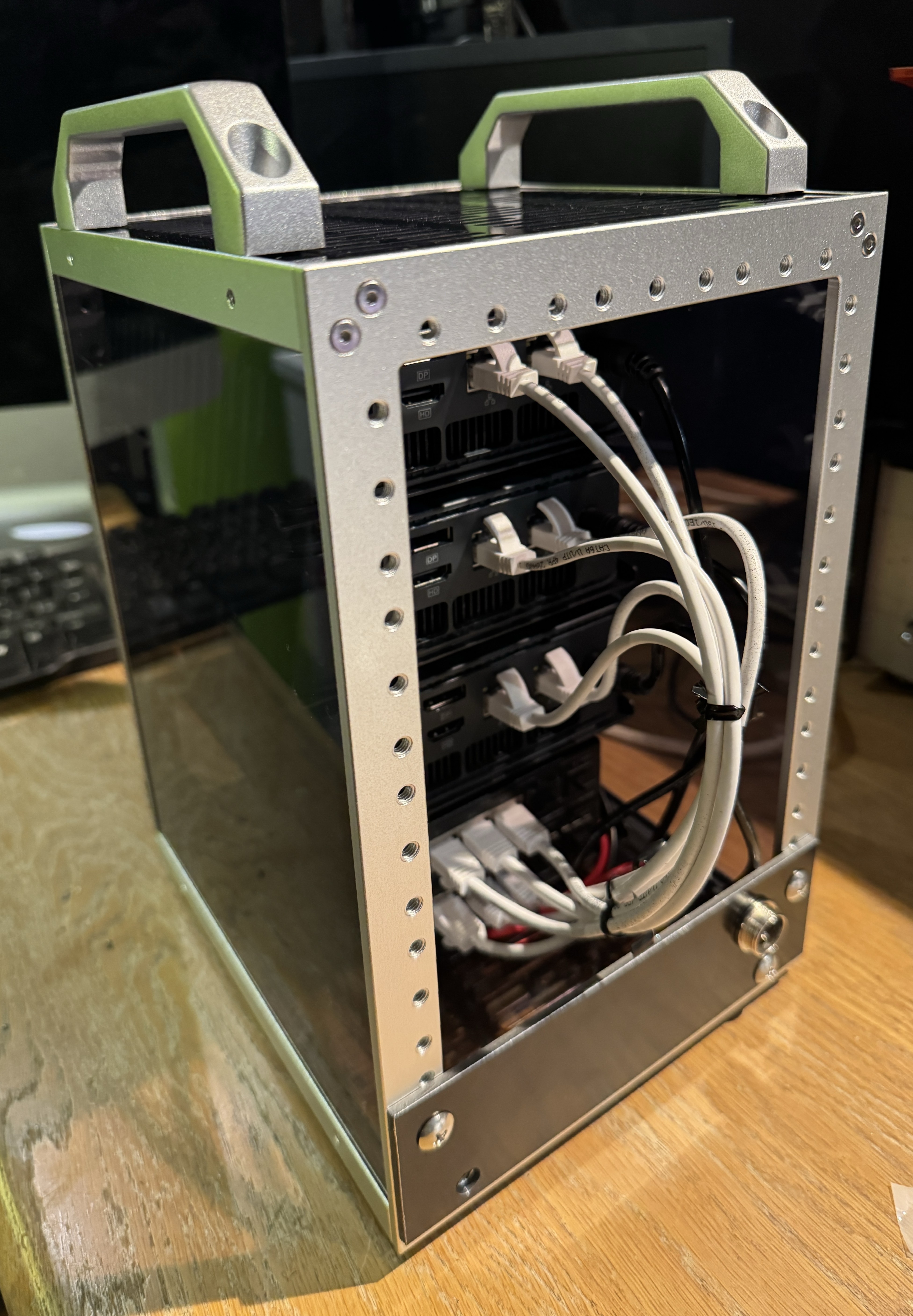 新品  Proxmox ミニHCIアプライアンス スターターキット 3式1セット