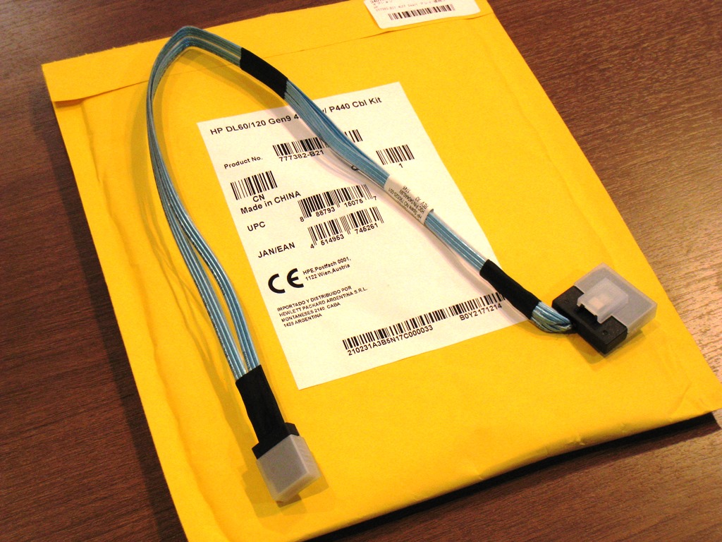 限定特価 HP 777382-B21 DL60/120 Gen9 4LFF Smart Array P440 Sas Cable Kit