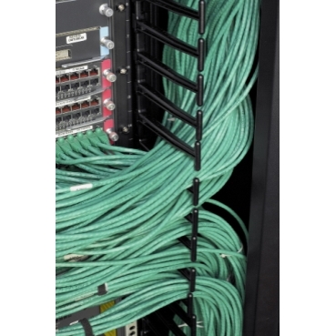 取寄 シュナイダーエレクトリック AR3140 NetShelter SX 42U 750mm Wide x 1070mm Deep Networking Enclosure with Sides