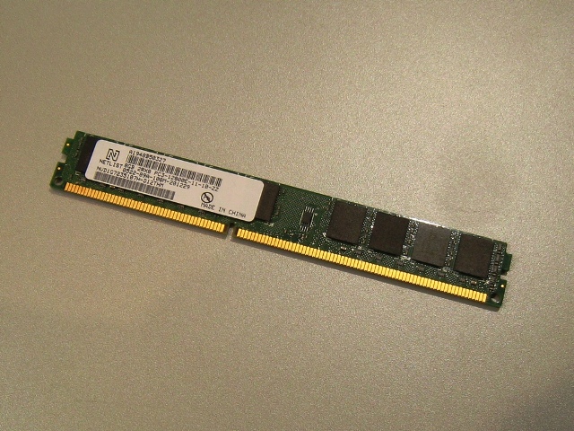 中古 DDR3-1600 PC3-12800 ECC 8GB ローハイト