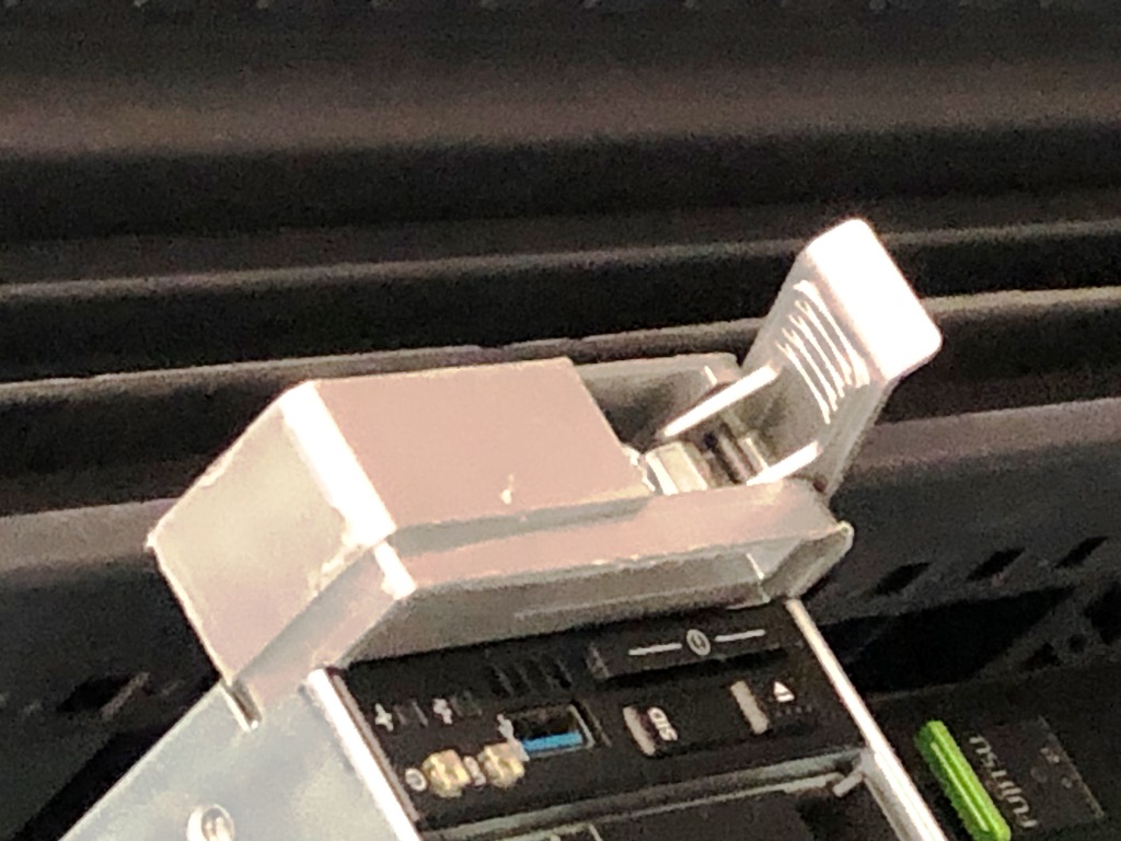 【otto認定中古】中古 HP ProLiant DL380 Gen9 E5-2603V3 2CPU 右耳破損 モデル１