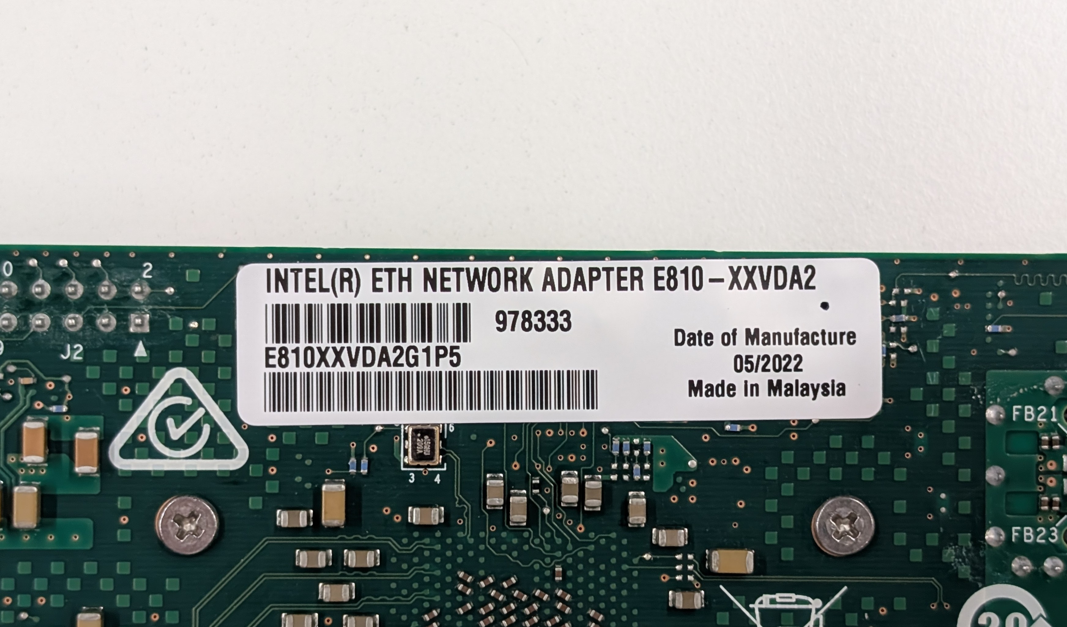 中古 Intel E810-XXVDA2 ロープロファイルのみ GBIC付
