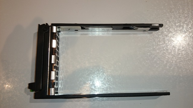 中古 PRIMERGY(プライマジー)用ホットスワップ SAS / SATA 2.5インチ用トレイ Ver 2