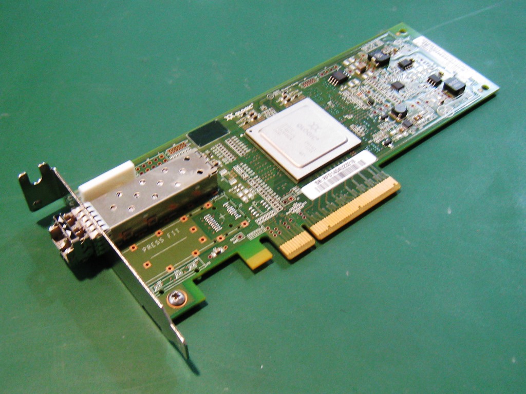 中古 QLOGIC QLE2560 PCI-e 8Gb FC 1CH サーバOEM品 ロープロファイル型