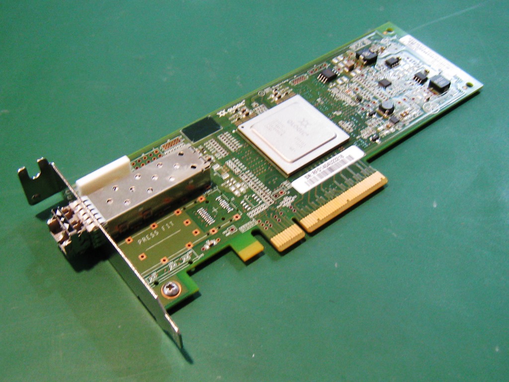 中古 QLOGIC QLE2560 PCI-e 8Gb FC 1CH サーバーOEM品 ロープロファイル型