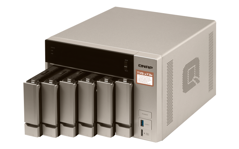 取寄 QNAP TVS-673E