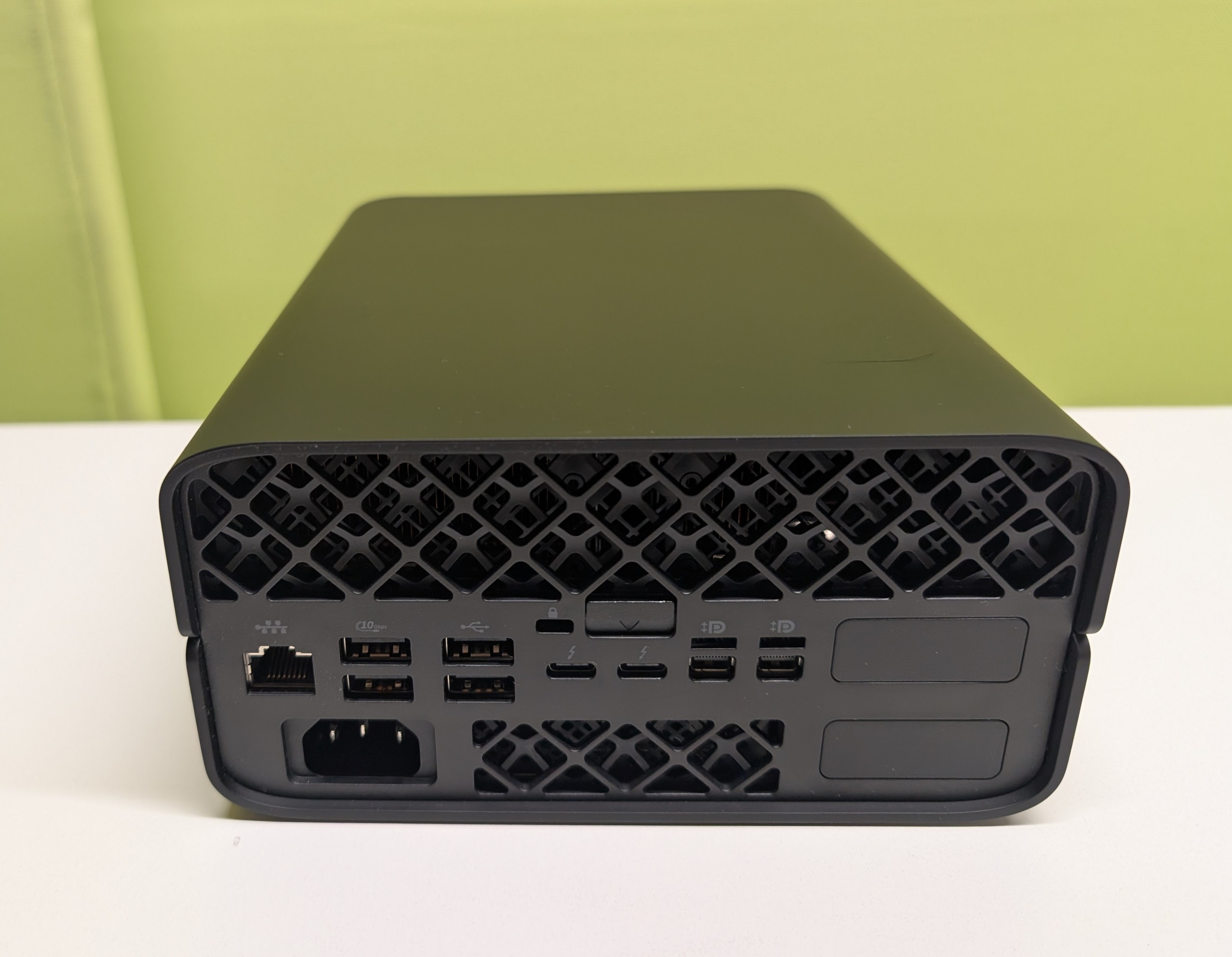 【otto認定中古】HP BT1G4PT#ABJ Z2 Mini G1a Workstation Ryzen AI Max PRO 390 /64GB/1TB ZTx2/Win11【純正箱付 美品】