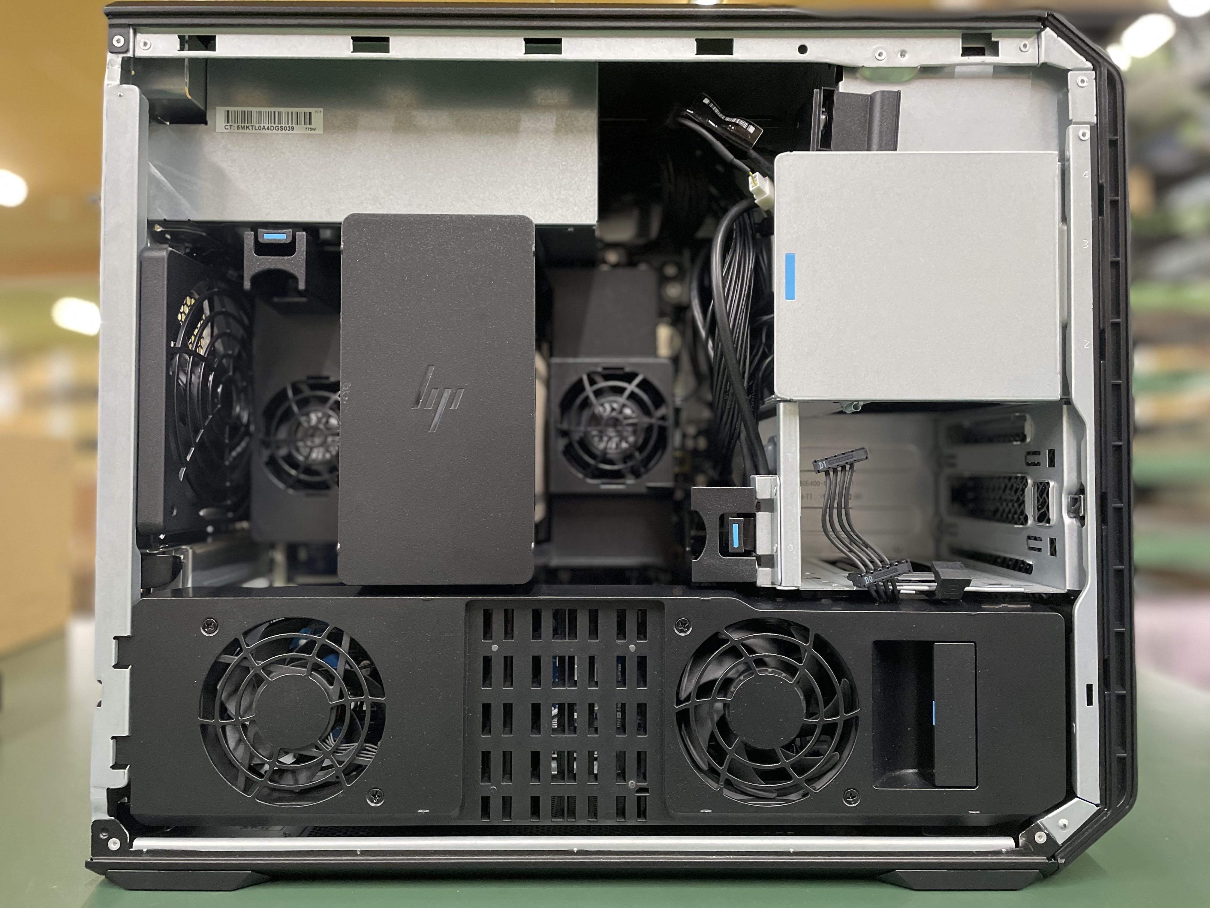 【otto認定中古】HP 81C93PA#ABJ Z4 G5 Xeon W3-2425 3GHz 6C 64GB 1TB ZT 4070 Super AI Win11